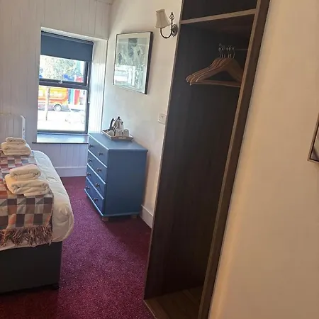 The Draper At Eyre Square Bed & Breakfast Galway