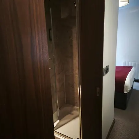 The Draper At Eyre Square Bed & Breakfast *